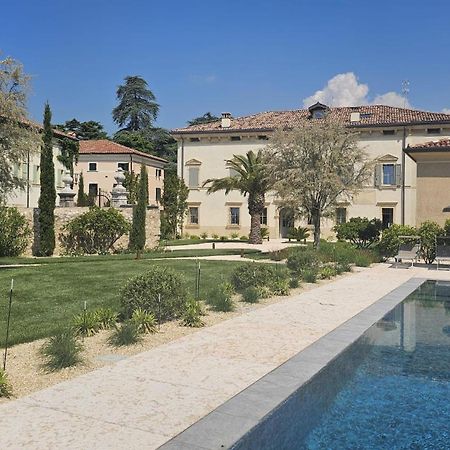 Villa Tosi - Luxury Apartments In Villa Veneta Tregnago Экстерьер фото